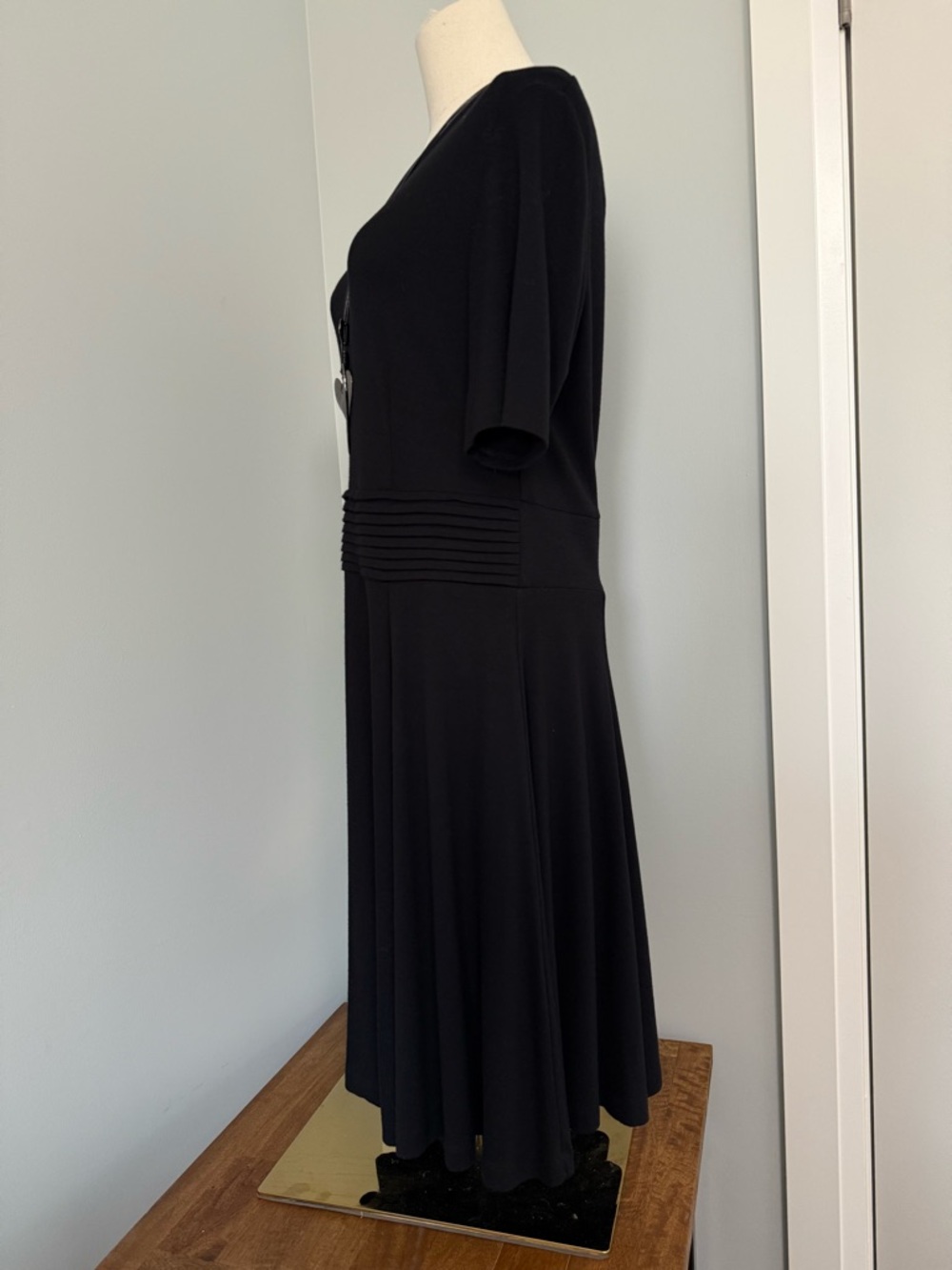 Vince Camuto Black Midi Fit-and-Flare Dress - Picture 6 of 14
